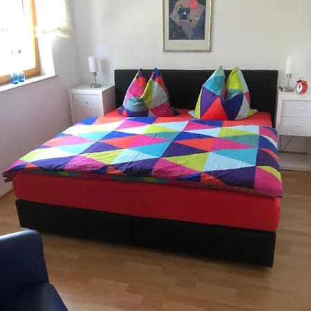 Ferienwohnungen Am Rohrbacher Hof *