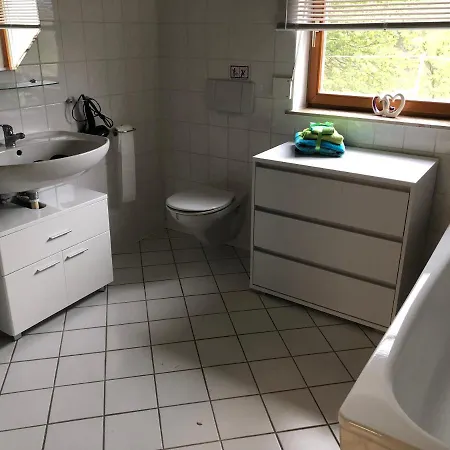 Appartement Ferienwohnungen Am Rohrbacher Hof *